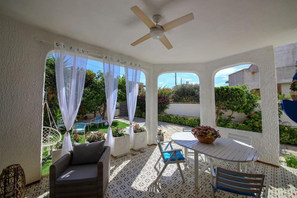 Villa Vera, Accesso Al Mare, Vista Castello, Ac Brindisi Kültér fotó
